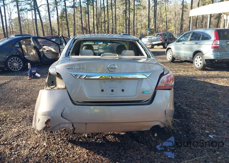 2013 Nissan Altima 2.5 S z USA, uszkodzony, nr VIN 1N4AL3AP4DC102694